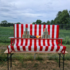 Verkauf: Dosenwurfstand mit Dosen und Bälle / rot-weiß gestreift (NEU)